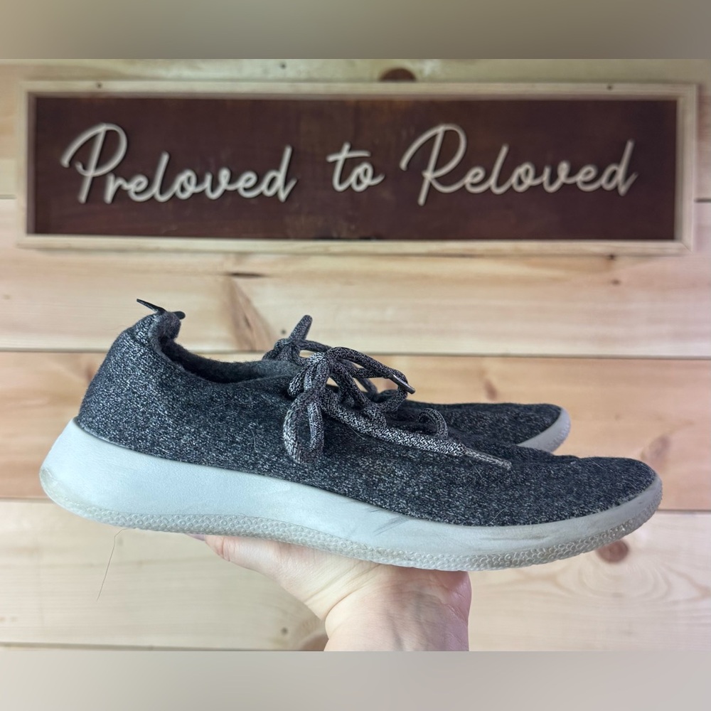 AllBirds Tennis Shoes